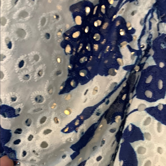 Blue and White Floral Puff Sleeve Dress - Picture 5 of 12